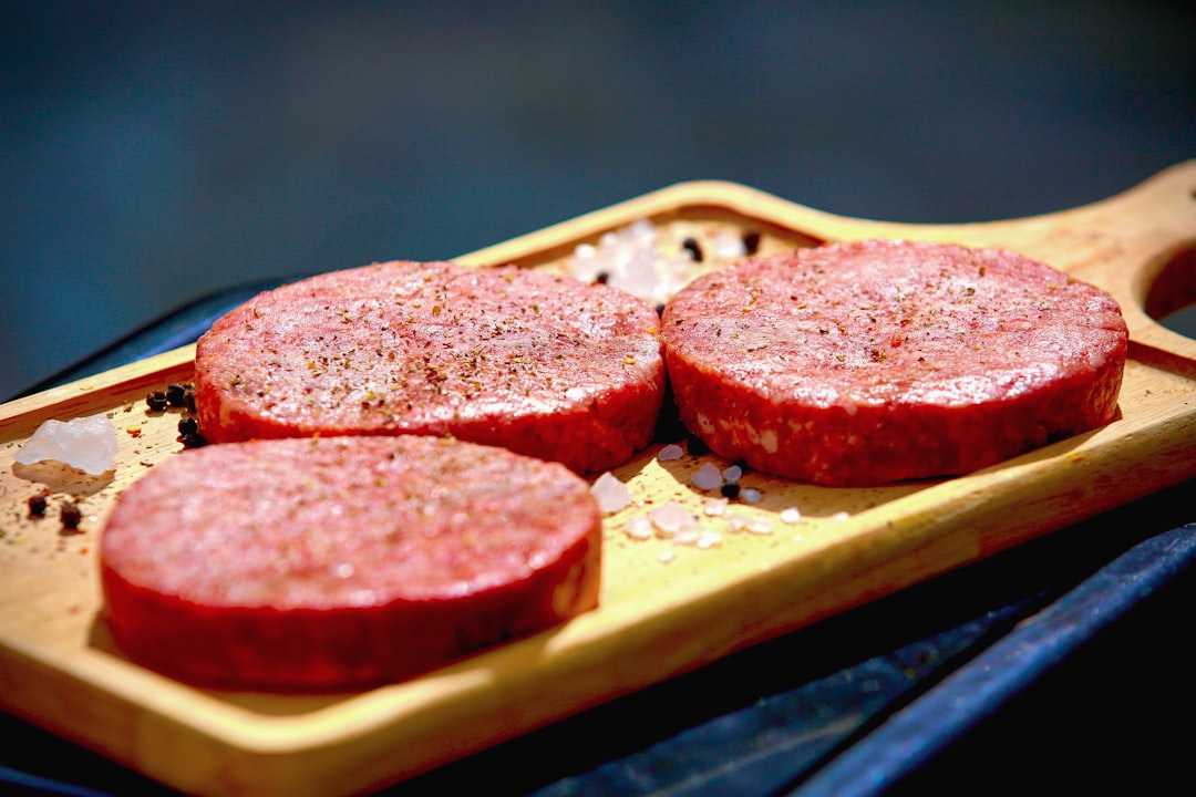 ground beef fat ratio burger patty, beef blend 80 20