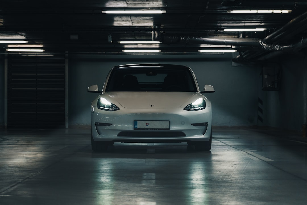 Tesla Model Y 2026, electric vehicle exterior white