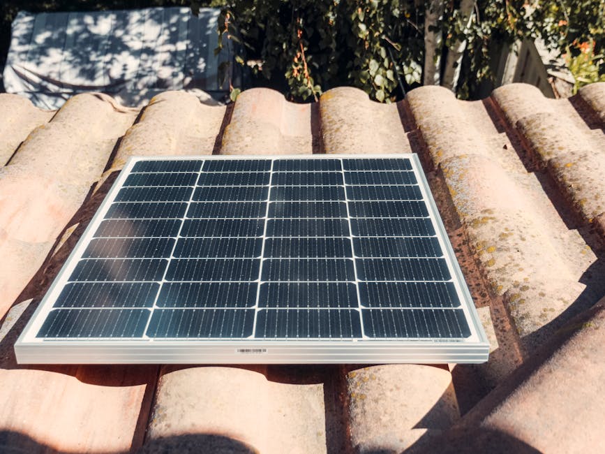 solar inverter comparison, microinverter vs string inverter diagram