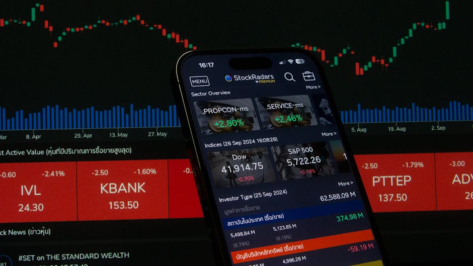 US stock market beginner, NYSE trading floor, stock chart mobile app